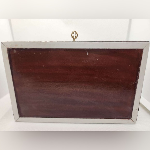 Egyptian Mother of Pearl Jewel Box with Lock and Key - Picture 9 of 15